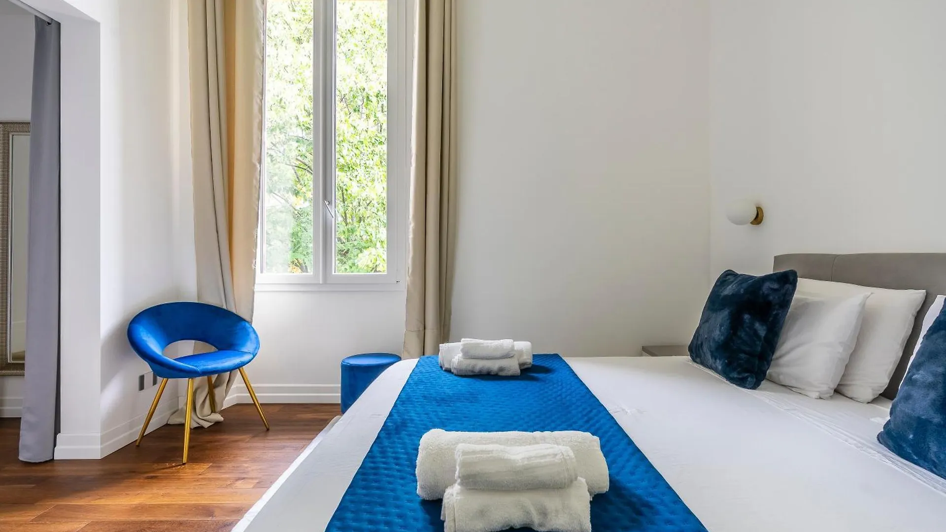 San Marco White Appartamento Luxury Con Garage Su Richiesta Florence Apartment